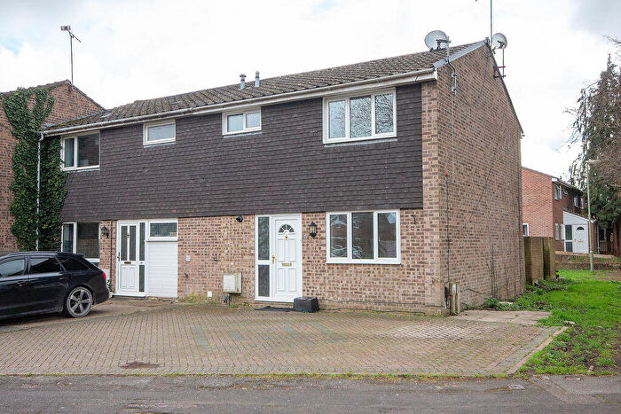 3 Bedroom End Of Terrace House To Rent In Calmore, SO40