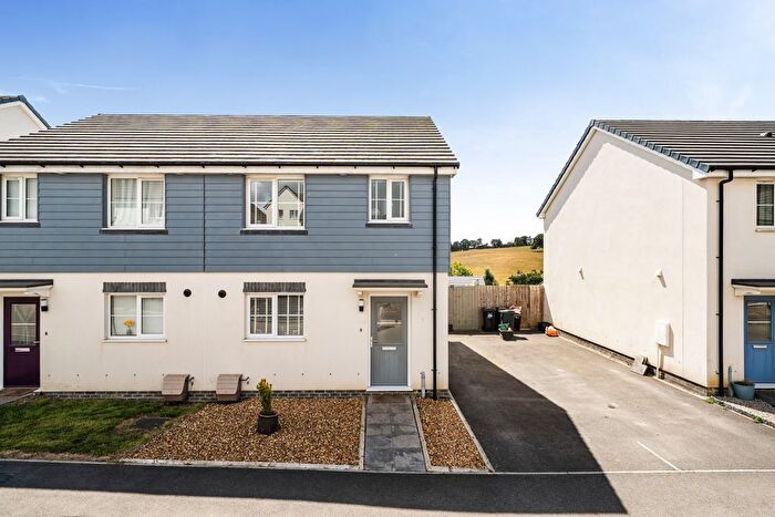 3 Bedroom Semi-Detached House For Sale In Launceston, Cornwall, PL15