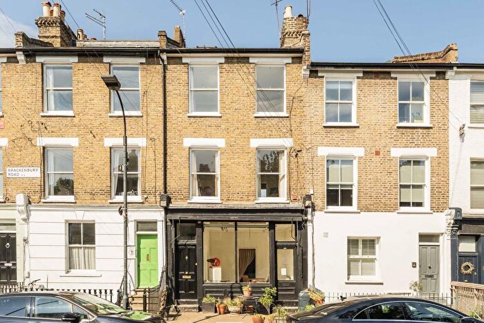 4 Bedroom Flat For Sale In Brackenbury Road, Hammersmith, W6