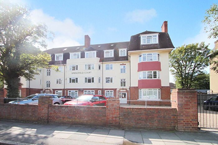 2 Bedroom Apartment To Rent In Springfield Road, Kingston Upon Thames, KT1
