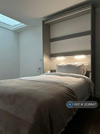 Studio To Rent In Endersleigh Gardens, London, NW4