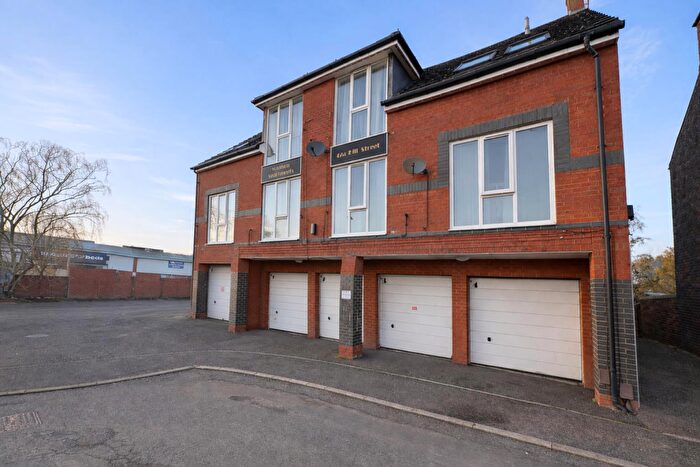 1 Bedroom Flat To Rent In Hill Street, Kettering, NN16