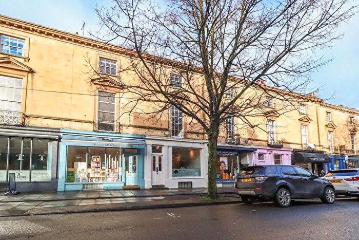 2 Bedroom Flat To Rent In Royal Parade, Cheltenham, GL50