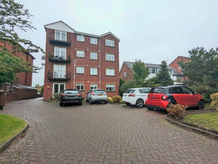 1 Bedroom Flat To Rent In Elizabeth Court, Queens Road, Southport, Merseyside, PR9
