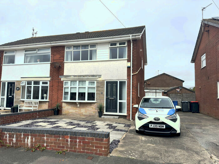 3 Bedroom Semi-Detached House To Rent In Penrhos Avenue, Fleetwood, Lancashire, FY7