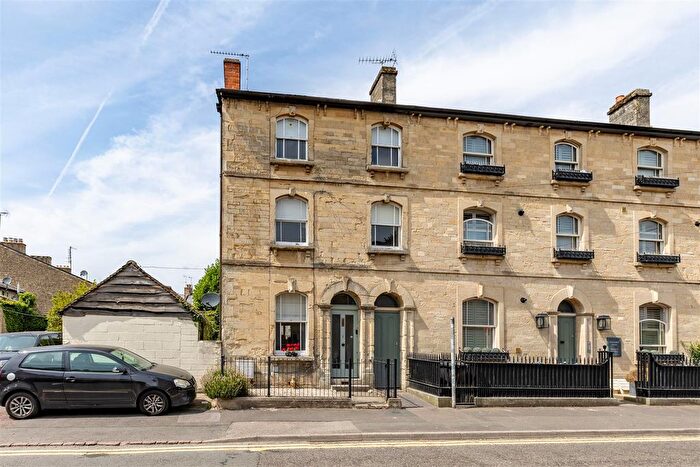 4 Bedroom Terraced House For Sale In Queen Street, Cirencester, GL7