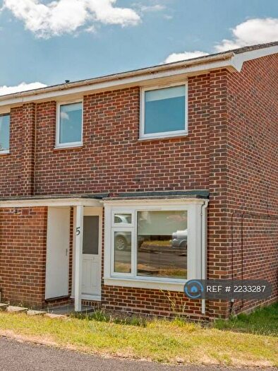 3 Bedroom Semi-Detached House To Rent In Felmer Drive, Winchester, SO23