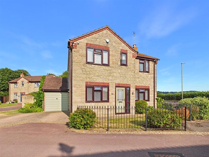 4 Bedroom Detached House For Sale In Harwell Close, Tuffley, Gloucester, GL4