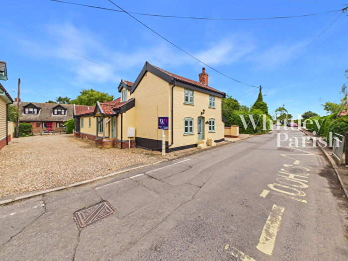 4 Bedroom Cottage For Sale In The Street, Occold, Eye, IP23