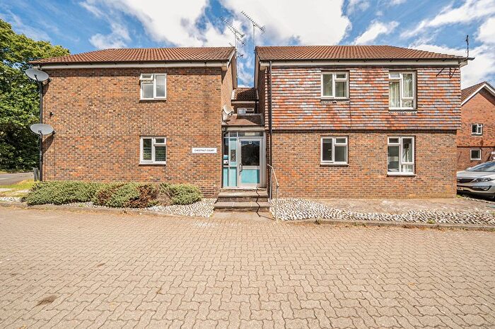 1 Bedroom Flat For Sale In Durrants Road, Chestnut Court, PO9