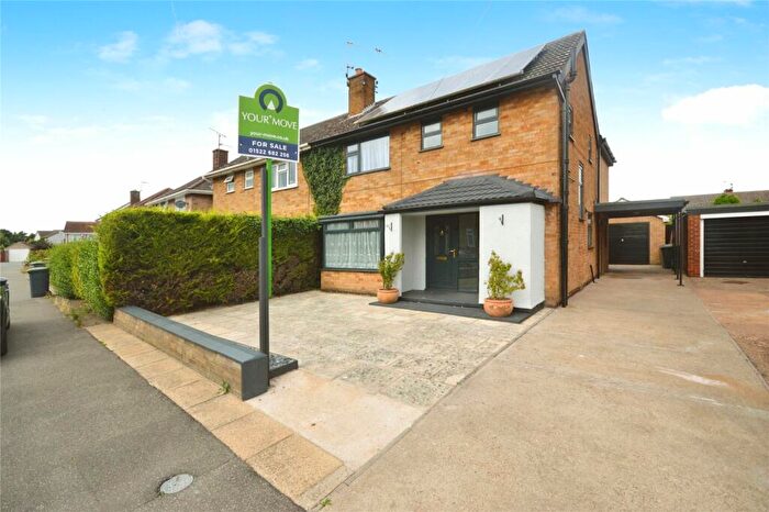 4 Bedroom Semi-Detached House For Sale In Matlock Drive, North Hykeham, Lincoln, Lincolnshire, LN6