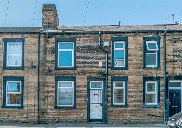 2 Bedroom Terraced House For Sale In South Street, Morley, Leeds, West Yorkshire, LS27