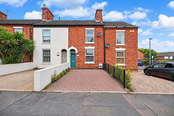 3 Bedroom Barn Conversion To Rent In Bath Street, Rugby, CV21