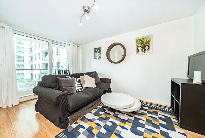 1 Bedroom Flat To Rent In St. George Wharf, London, SW8