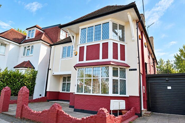 2 Bedroom Flat To Rent In Finchley Road, Golders Green, NW11