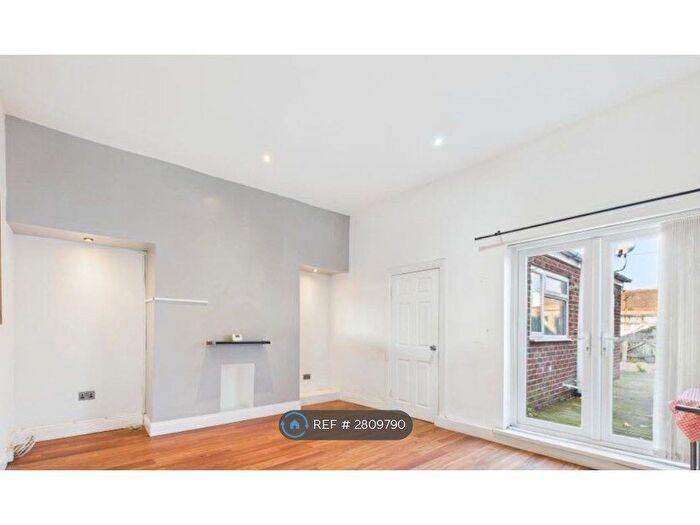 1 Bedroom Terraced House To Rent In Wilson St, Sunderland, SR4