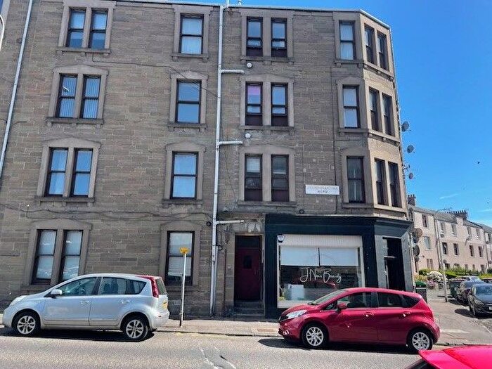 1 Bedroom Flat To Rent In Strathmartine Road, Dundee, DD3