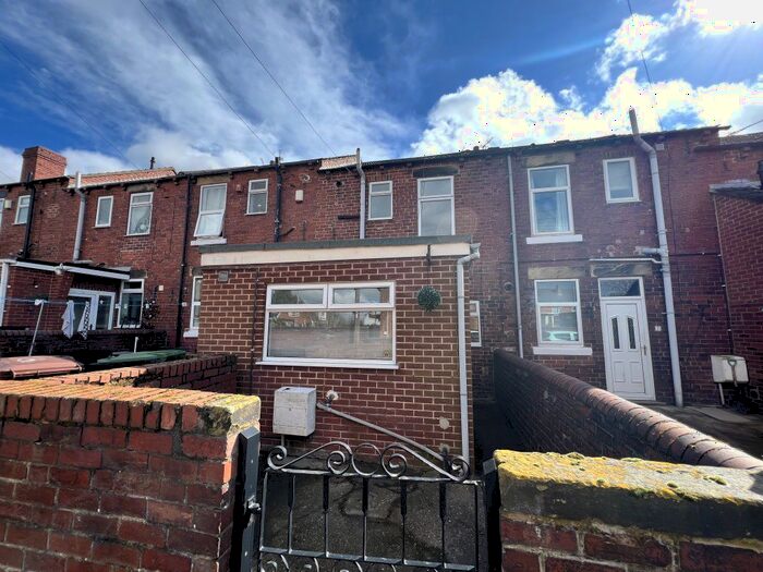 2 Bedroom Terraced House To Rent In Victoria Street, Ackworth, WF7