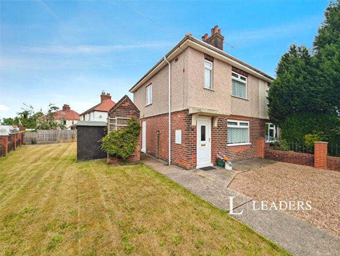 3 Bedroom Semi-Detached House For Sale In The Crescent, Sutton-in-Ashfield, Nottinghamshire, NG17
