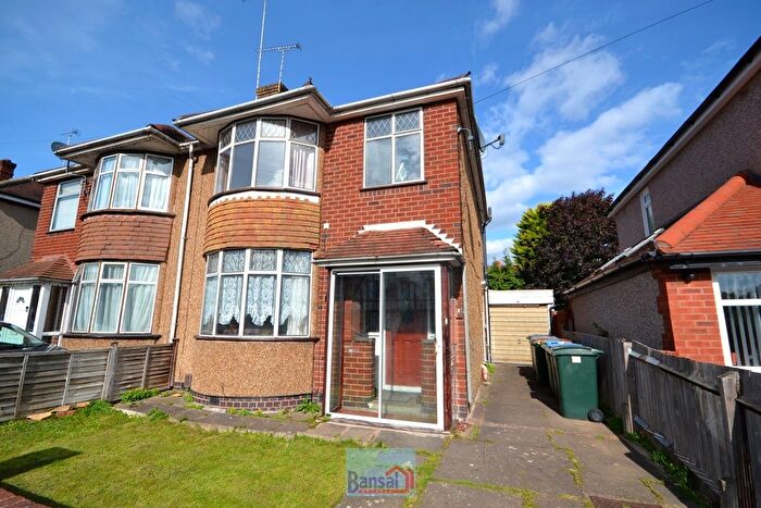 2 Bedroom Semi-Detached House To Rent In Ulverscroft Road, Cheylesmore, CV3