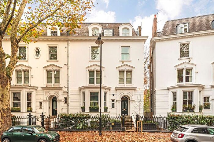 3 Bedroom Flat For Sale In Gledhow Gardens, South Kensington, SW5