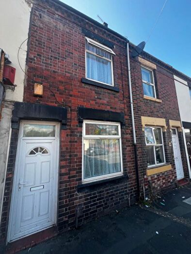 Terraced House To Rent In Scotia Road, Tunstall, Stoke-On-Trent, ST6