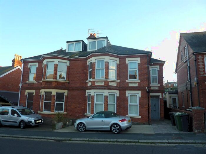 2 Bedroom Flat To Rent In Rodwell Avenue, Weymouth, DT4