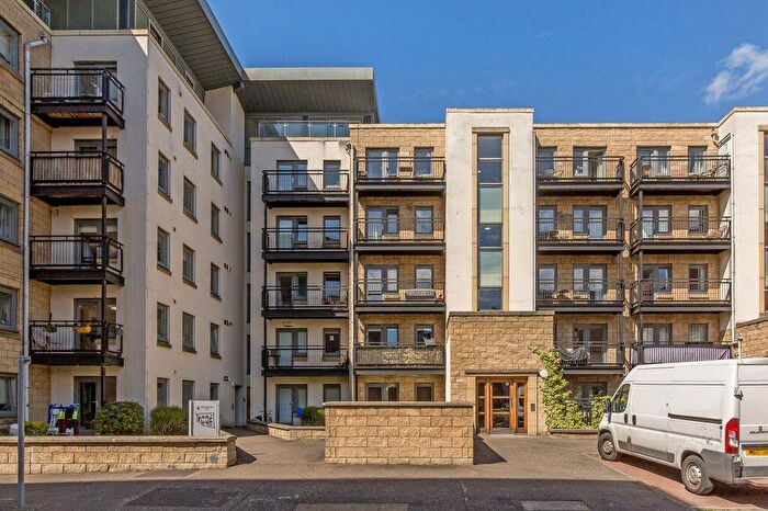 2 Bedroom Flat For Sale In / Robertson Gait, Slateford, Edinburgh, EH11
