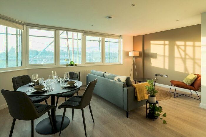 2 Bedroom Flat To Rent In Marlowes, Hemel Hempstead, HP1