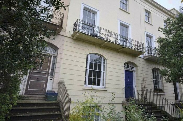 1 Bedroom Apartment To Rent In Clarence Square, Cheltenham, GL50