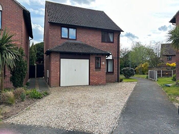 3 Bedroom Detached House To Rent In St Margaret's Drive, Sprowston, NR7