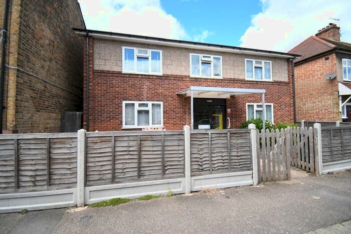 1 Bedroom Flat To Rent In Chivers Road, London, E4