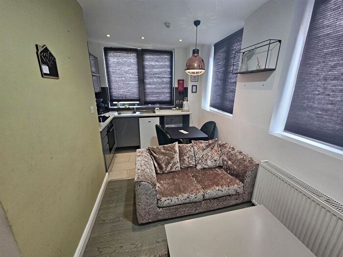 1 Bedroom Flat To Rent In Hilux Apartments, Walsall Road, Perry Barr, Birmingham, B42