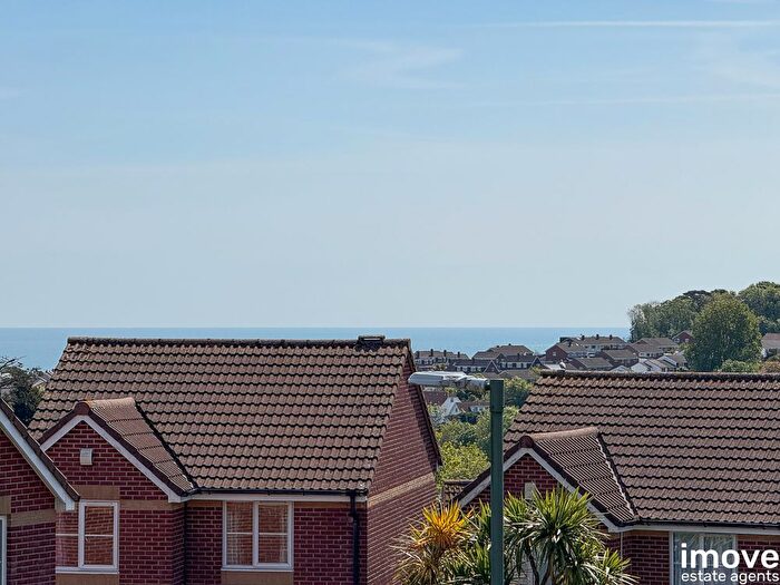 4 Bedroom Detached House For Sale In Lutyens Drive, Paignton, TQ3