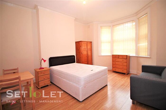 Studio To Rent In Evington Road, Leicester, Off London Road, LE2