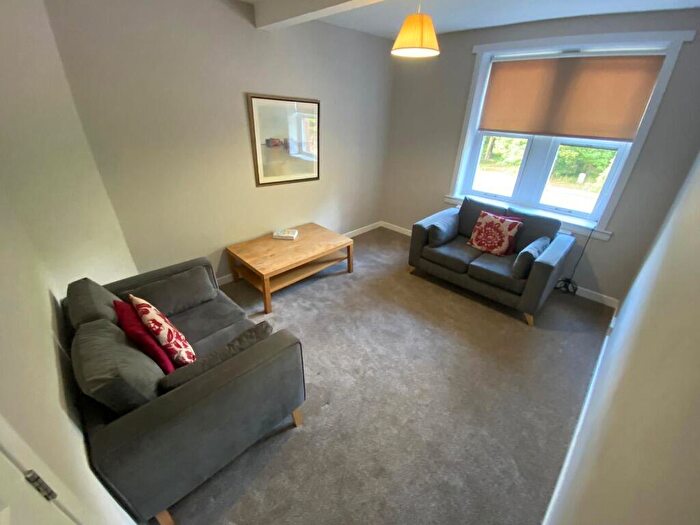 4 Bedroom Flat To Rent In Dalkeith Road, Edinburgh, EH16