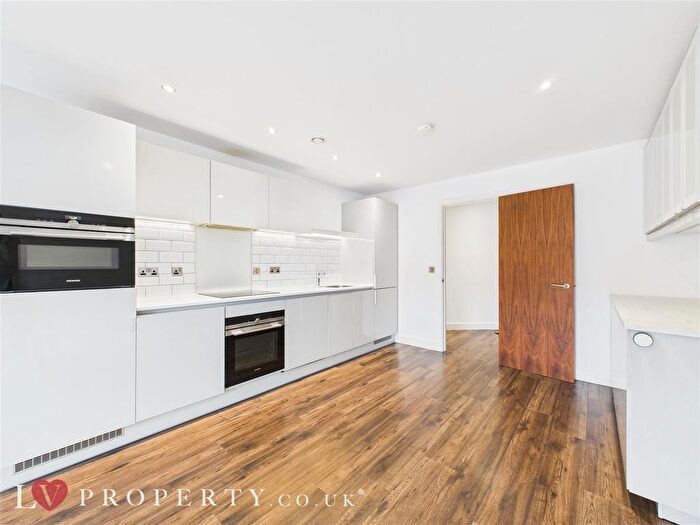 3 Bedroom Flat For Sale In The Kettleworks, Pope Street, B1