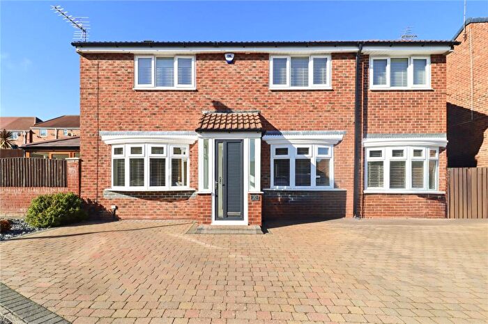 4 Bedroom Detached House For Sale In Tarn Drive, Sunderland, Tyne And Wear, SR2