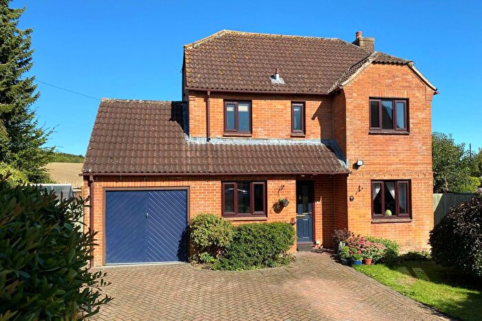 4 Bedroom Detached House For Sale In Copyhold, Great Bedwyn, Marlborough, SN8