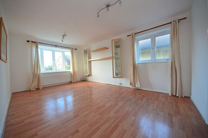 2 Bedroom Flat To Rent In Beulah Road, Thornton Heath, CR7