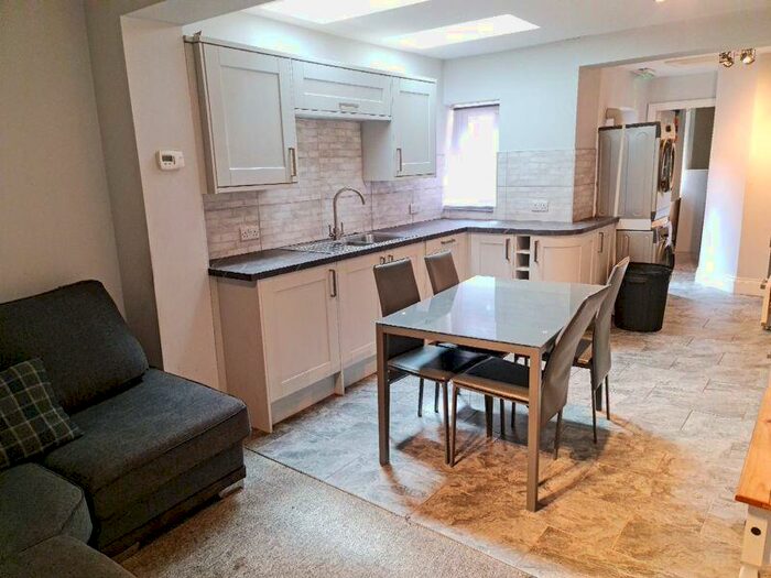 6 Bedroom Terraced House To Rent In Teignmouth Road, Selly Oak, Birmingham, B29