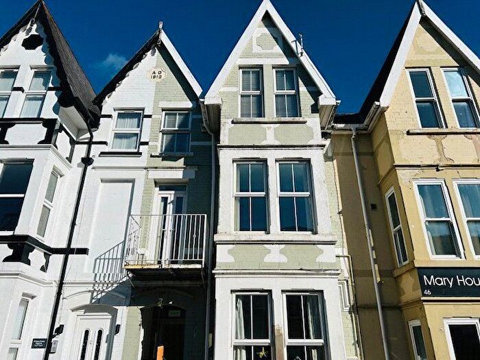 2 Bedroom Flat To Rent In Mary Street, Porthcawl, CF36