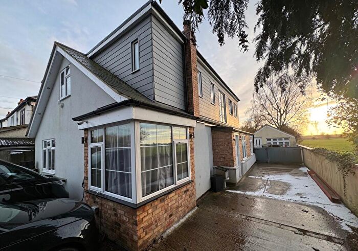 4 Bedroom Detached House For Sale In Oxford Road, Garsington, Oxford, OX44