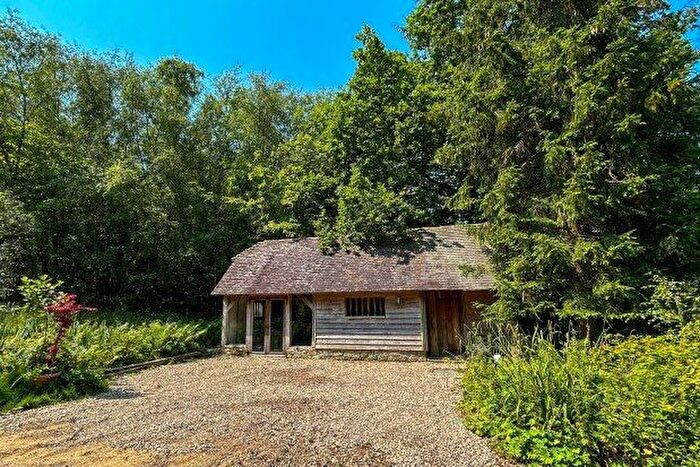 1 Bedroom Flat To Rent In Warren Road, Crowborough, TN6