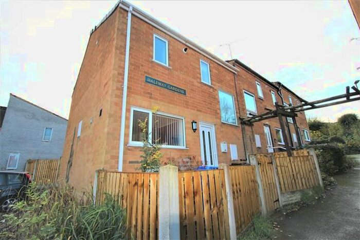 2 Bedroom End Of Terrace House To Rent In Halfway Gardens, Halfway, Sheffield, Sheffield, S20