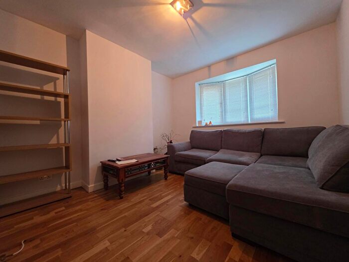 3 Bedroom Property To Rent In Havacre Lane, Bilston, WV14