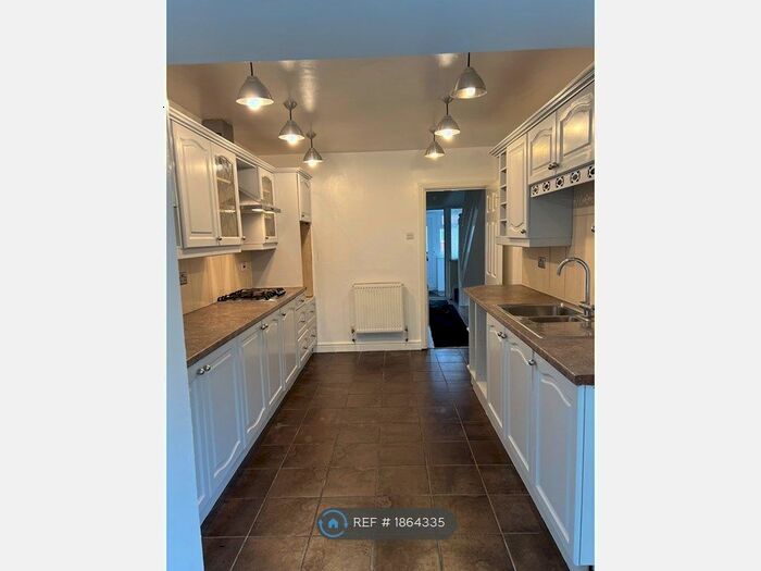 6 Bedroom Terraced House To Rent In Dunton Road, Kingshurst, Birmingham, B37