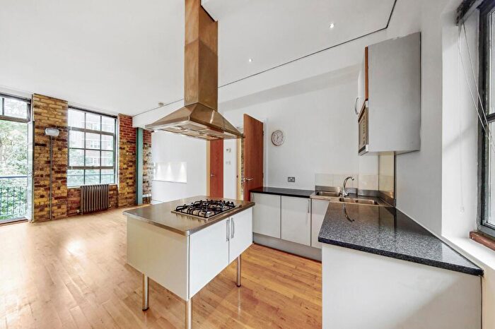 1 Bedroom Apartment To Rent In Gee Street, EC1V