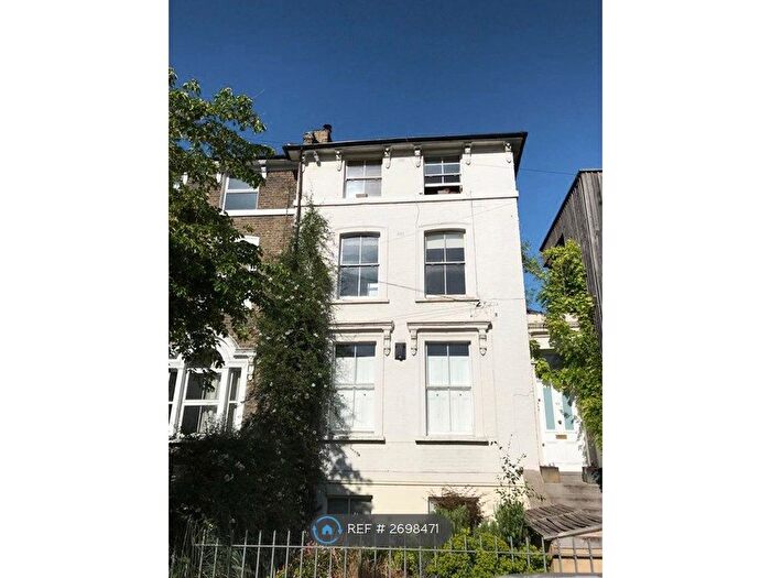 1 Bedroom Flat To Rent In Greenwood Road, London, E8