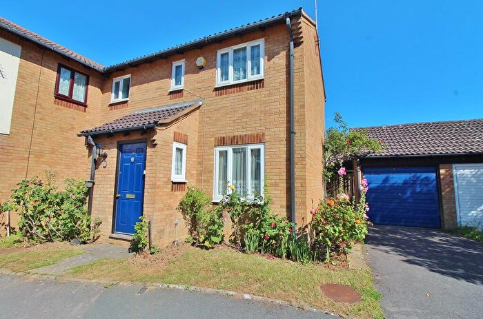 2 Bedroom End Of Terrace House For Sale In Anchorage Park, Portsmouth, PO3